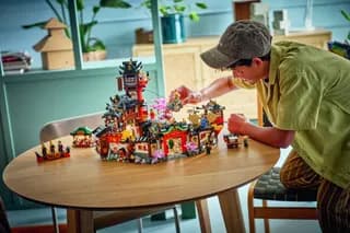 15-jarig jubileum: De oude stad LEGO-set afbeelding 15