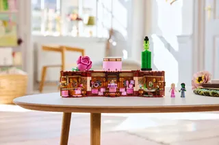 Glinda & Elphaba's Dormitory LEGO-set afbeelding 11
