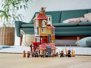 Attack on The Burrow LEGO-set afbeelding 8