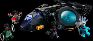 Shuri's Sunbird LEGO-set