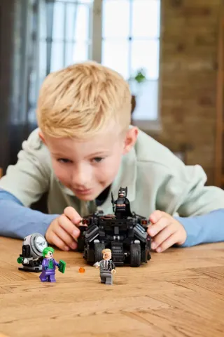 Batman Tumbler vs. Two-Face en The Joker LEGO-set afbeelding 6