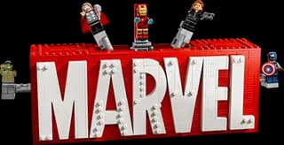 MARVEL logo en minifiguren LEGO-set