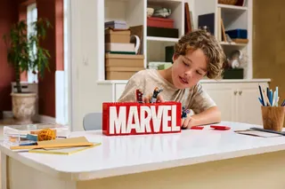 MARVEL logo en minifiguren LEGO-set afbeelding 7