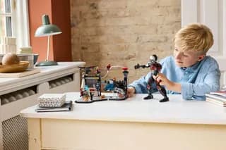 Captain America: Civil War actiescène LEGO-set afbeelding 9