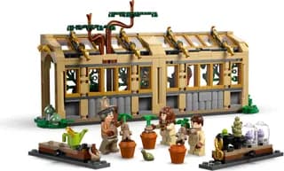 Kasteel Zweinstein: Kruidenkundeles LEGO-set afbeelding 5
