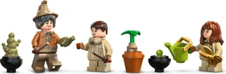 Kasteel Zweinstein: Kruidenkundeles LEGO-set afbeelding 3
