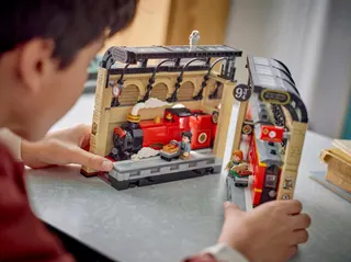 Boekensteun: De Zweinstein Express LEGO-set afbeelding 11