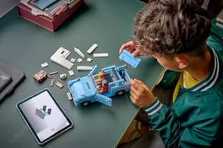 Betoverde vliegende Ford Anglia LEGO-set afbeelding 6