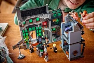 Verdonkeremaansteeg tovenaarswinkels LEGO-set afbeelding 12