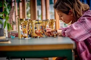 Boekensteun: Het kantoor van Perkamentus LEGO-set afbeelding 12