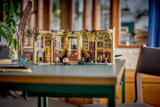 Boekensteun: Het kantoor van Perkamentus LEGO-set afbeelding 14