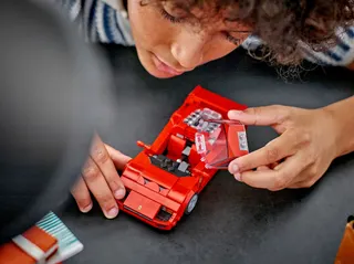 Ferrari F40 supercar LEGO-set afbeelding 8