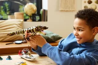 Bouwbare Mosasaurus bootmissie LEGO-set afbeelding 2