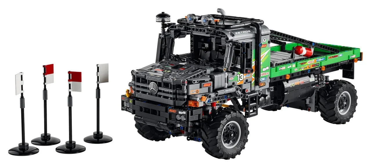 4x4 Mercedes-Benz Zetros Trial Truck LEGO-set