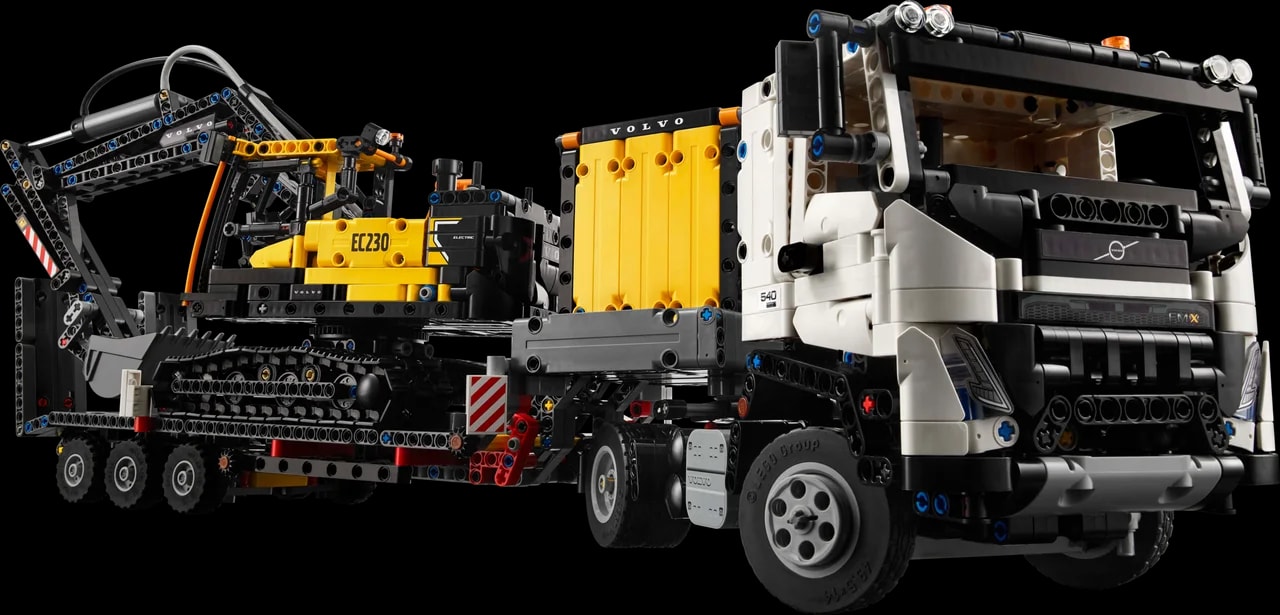 Volvo FMX truck & EC230 elektrische graafmachine LEGO-set