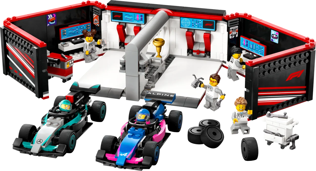 F1 Garage & Mercedes-AMG & Alpine Cars LEGO-set