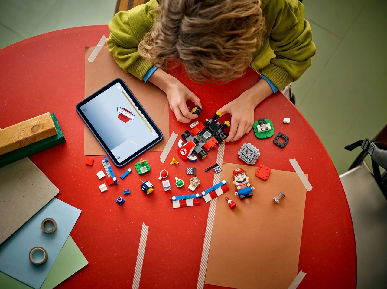 Mario Kart - Interactieve LEGO Mario en standaardkart LEGO-set afbeelding 2
