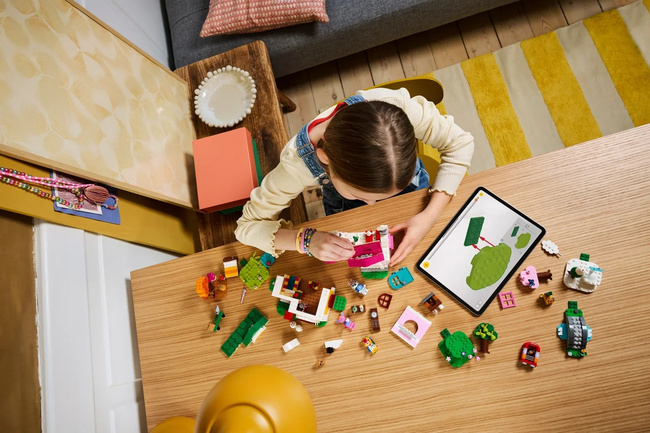Creative Houses: Seasons of Fun LEGO-set afbeelding 2